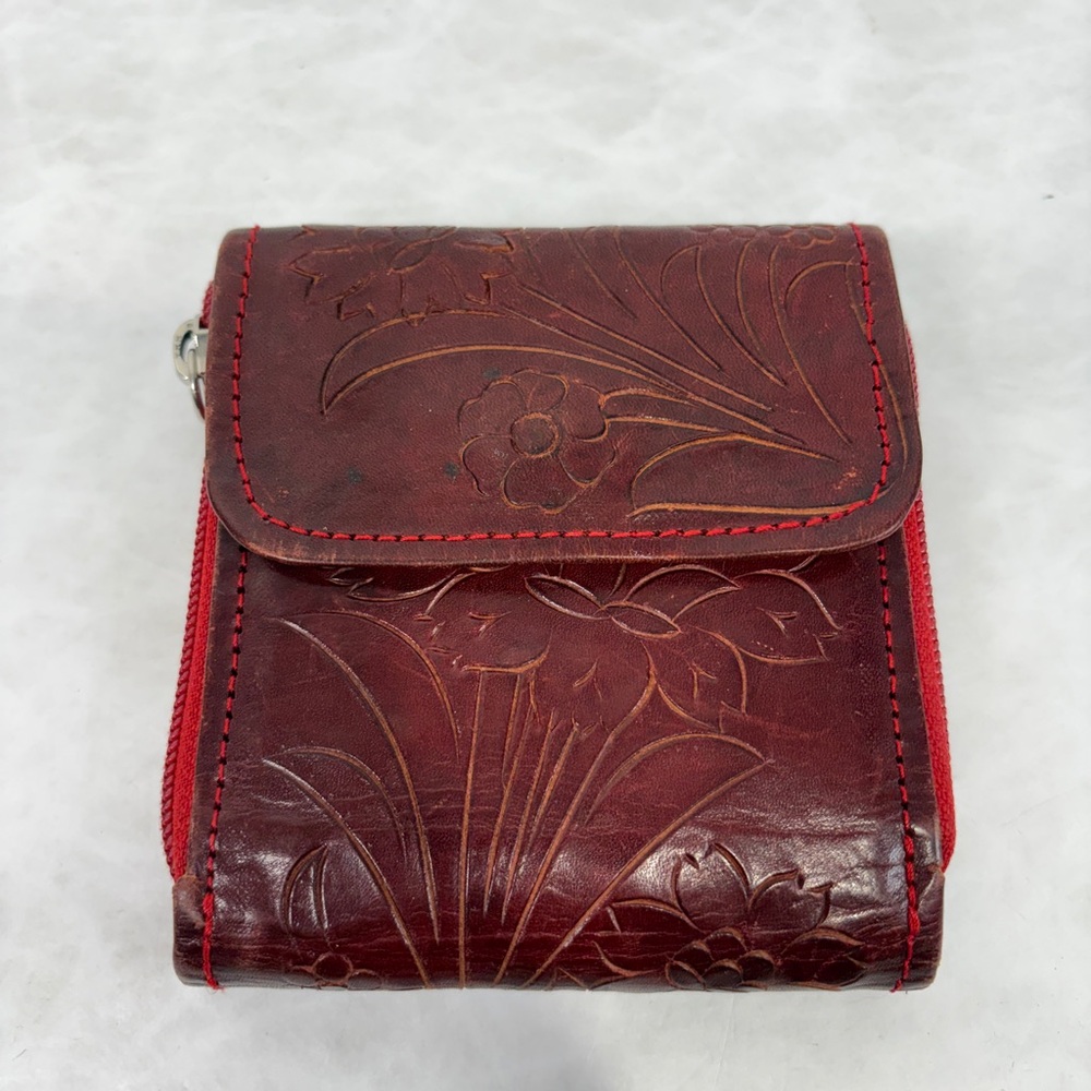 Leaders In Leather Women's Embossed Floral Leather Wallet - Red Made in Uruguay